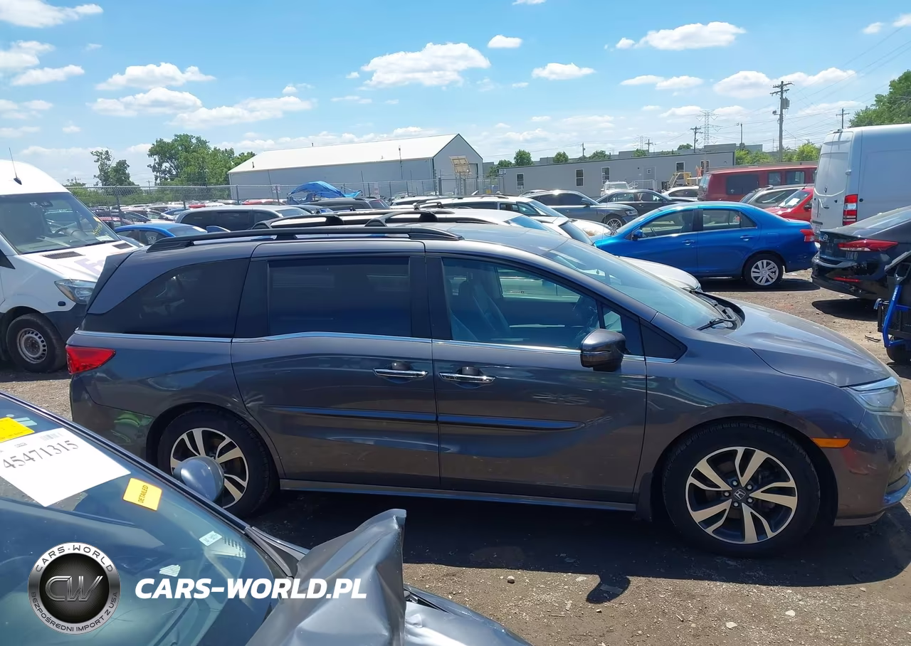 2023 Honda Odyssey Touring VIN:5FNRL6H87PB016770 - 13