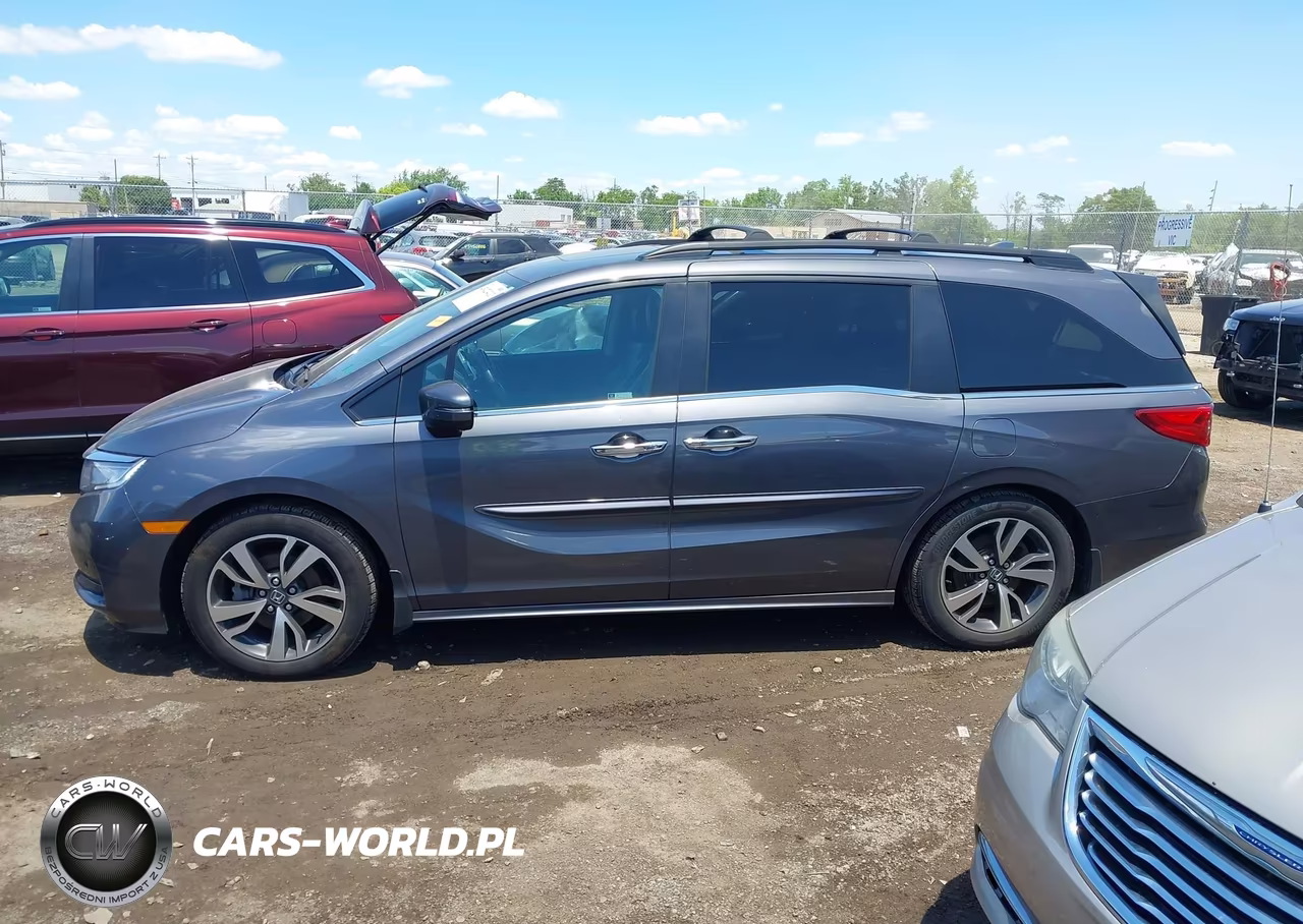2023 Honda Odyssey Touring VIN:5FNRL6H87PB016770 - 14
