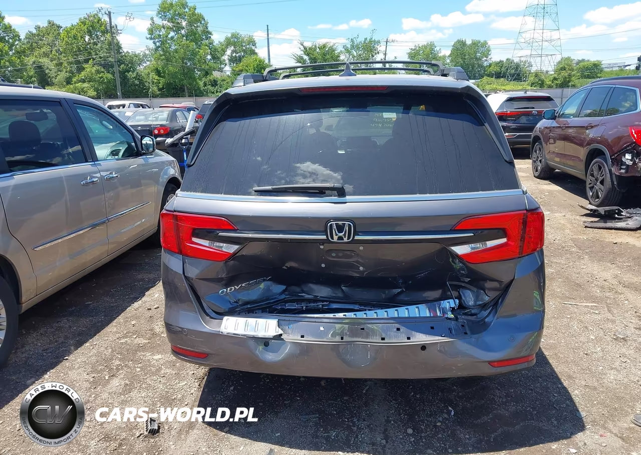 2023 Honda Odyssey Touring VIN:5FNRL6H87PB016770 - 16