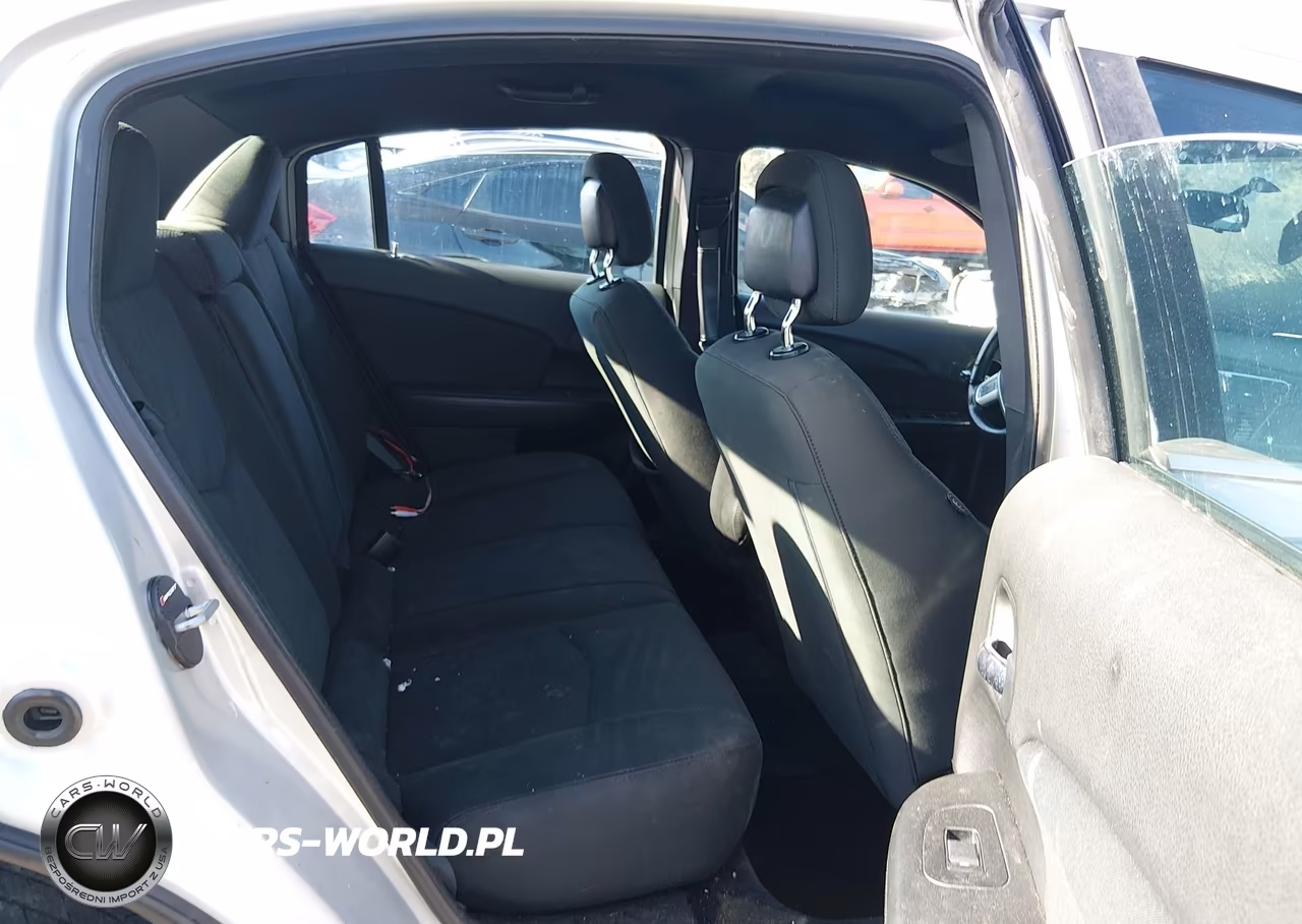2012 Chrysler 200 Touring VIN:1C3CCBBBXCN139210 - 8