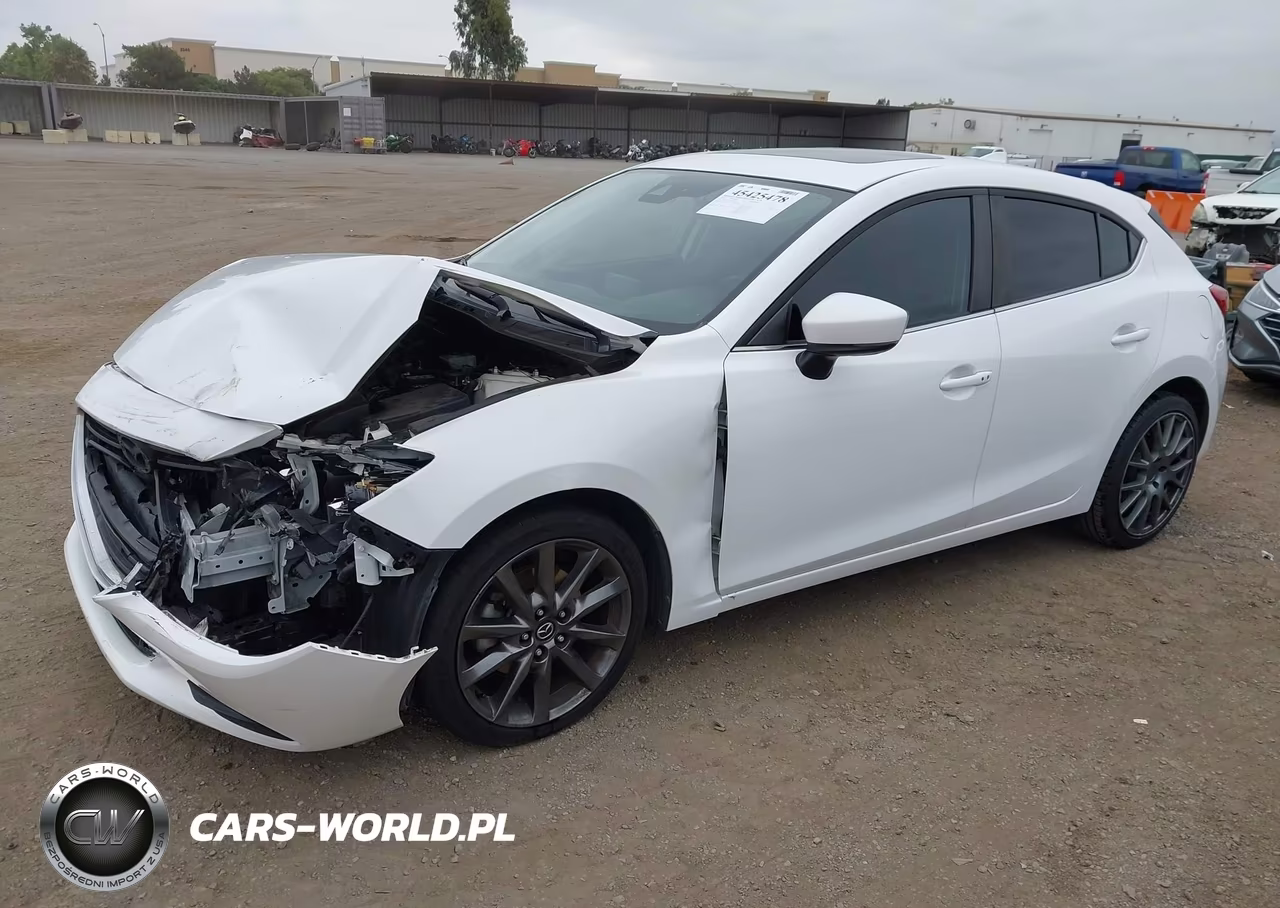 2018 Mazda Mazda3 Touring VIN:3MZBN1L32JM274673 - 2