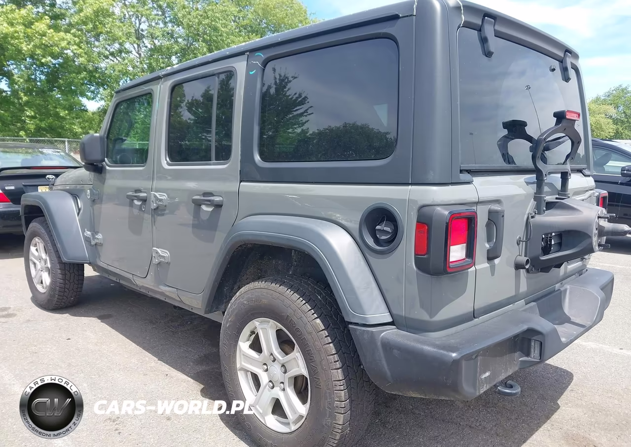 2021 Jeep Wrangler Unlimited Sport S 4X4 VIN:1C4HJXDN7MW508886 - 3