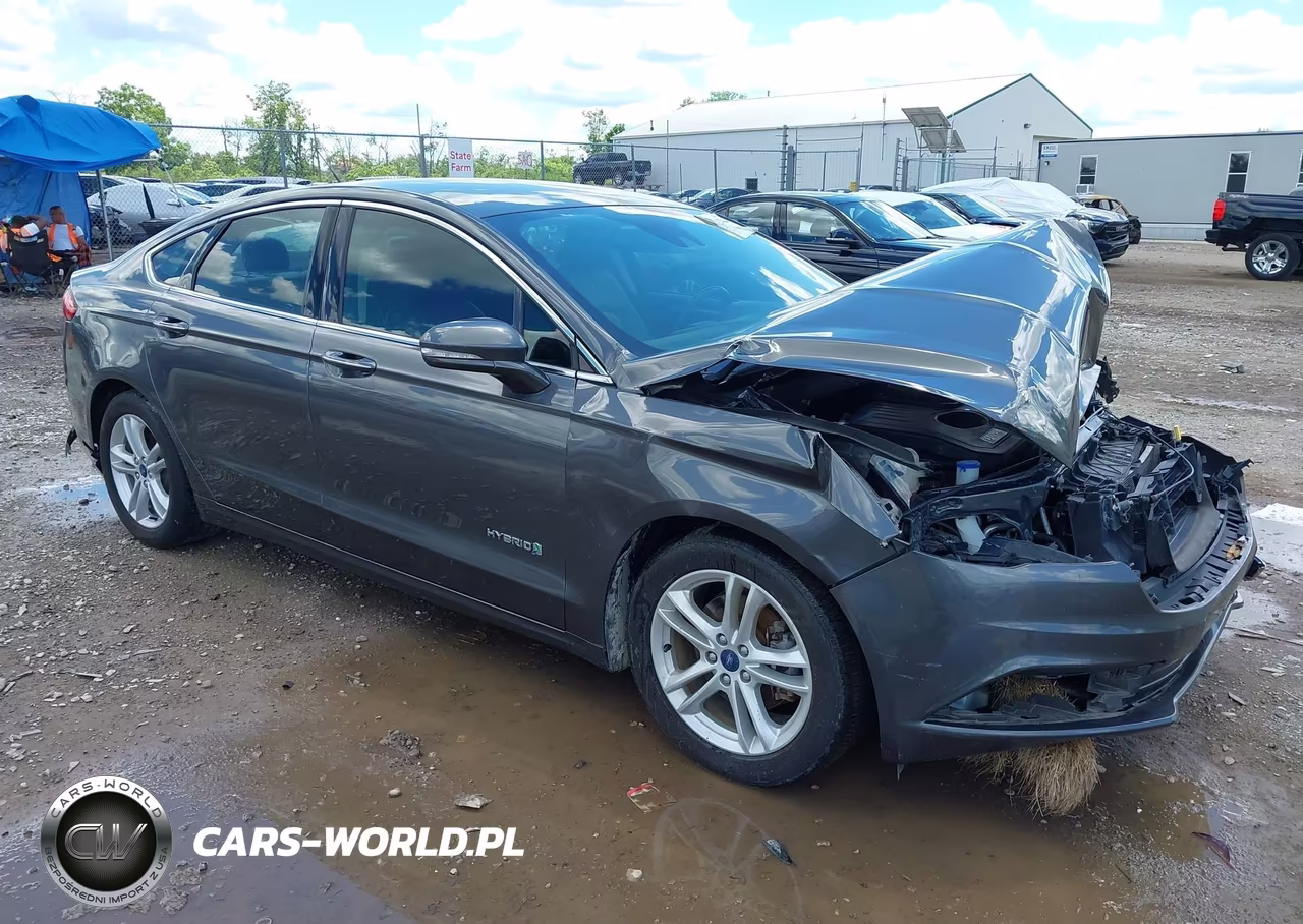2018 Ford Fusion Hybrid Se – zdjęcie 1 z 17