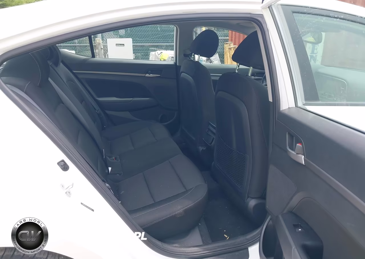 2018 Hyundai Elantra Value Edition VIN:5NPD84LF6JH226601 - 8