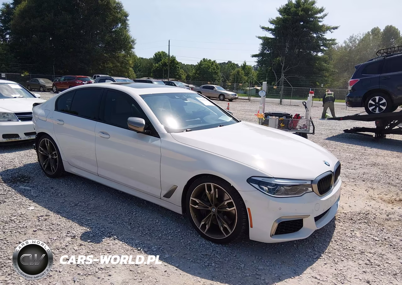 2020 BMW M550I xDrive – zdjęcie 1 z 16