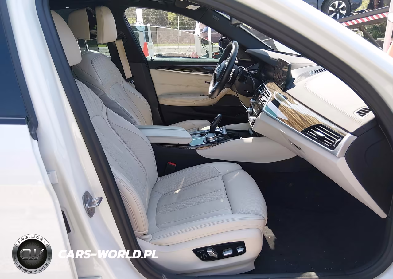 2020 BMW M550I xDrive VIN:WBAJS7C00LBN96011 - 5
