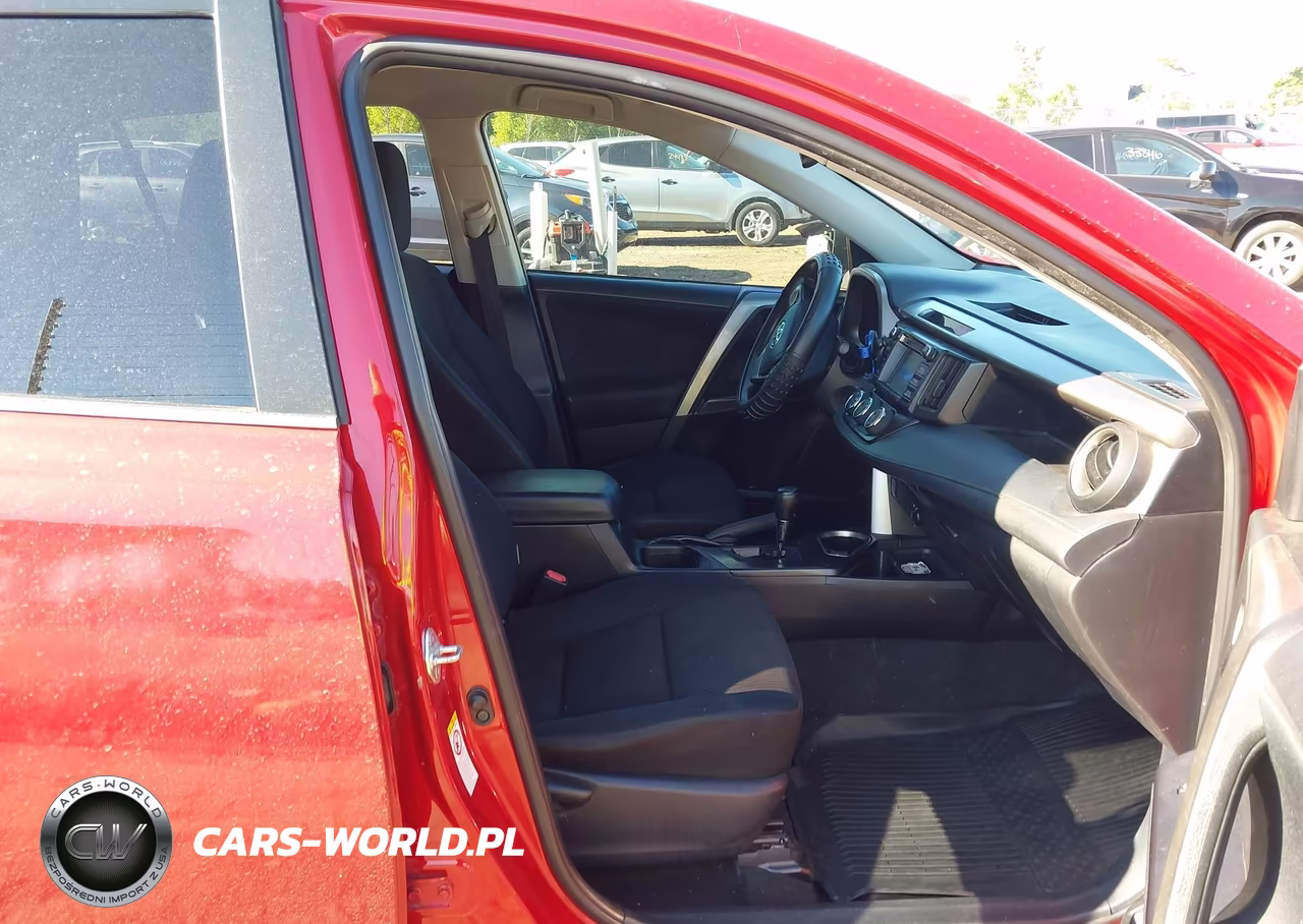 2017 Toyota Rav4 Le VIN:JTMZFREV6HJ123032 - 5
