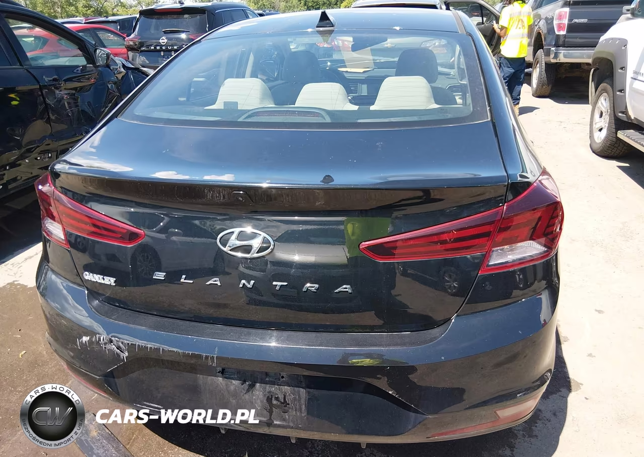 2020 Hyundai Elantra Sel VIN:5NPD84LF7LH546089 - 16
