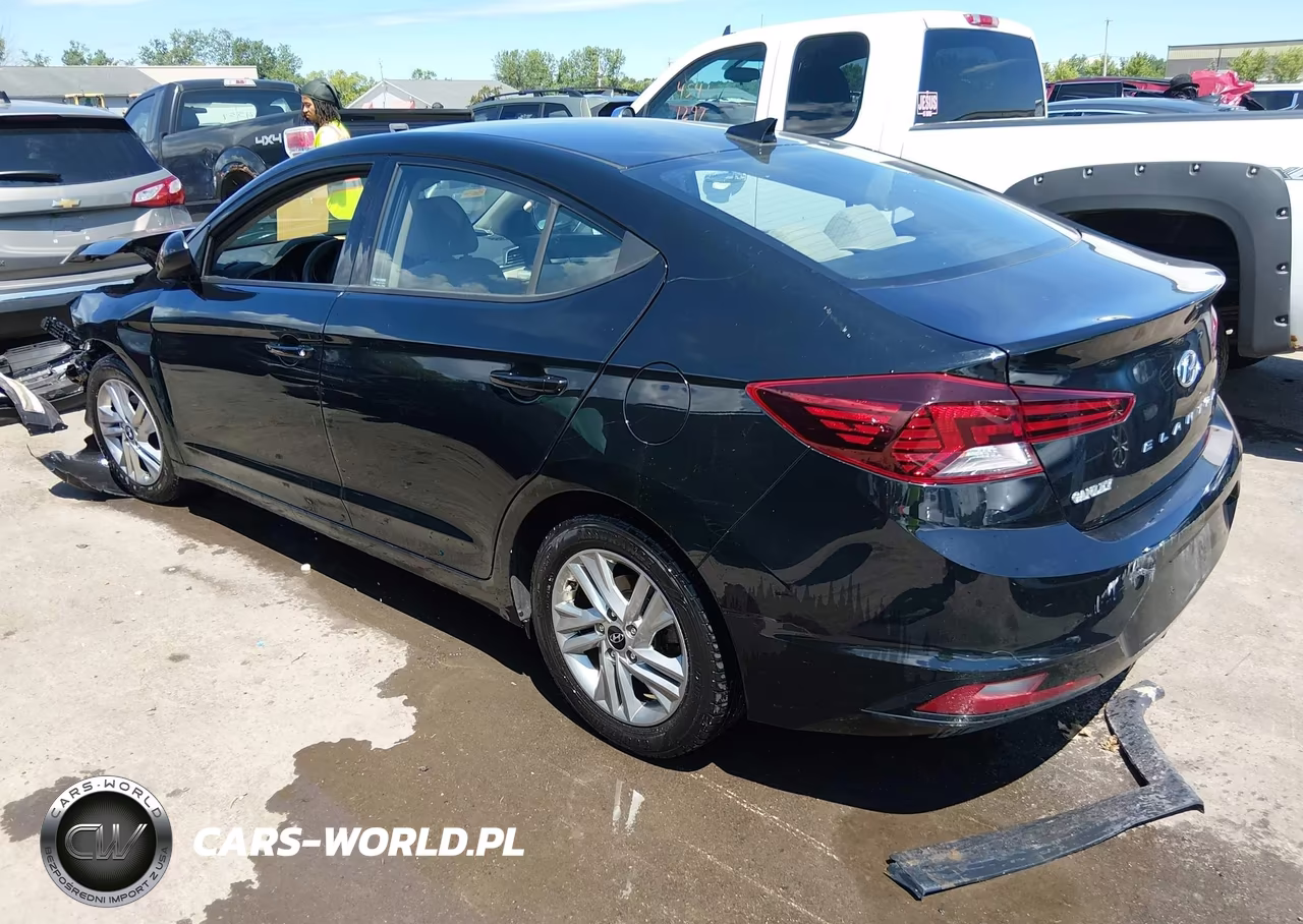 2020 Hyundai Elantra Sel VIN:5NPD84LF7LH546089 - 3