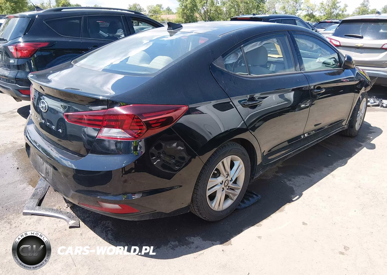 2020 Hyundai Elantra Sel VIN:5NPD84LF7LH546089 - 4