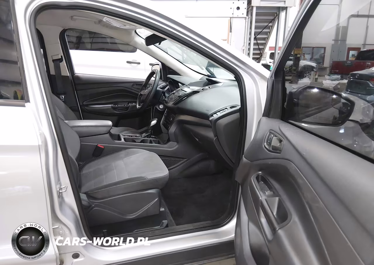 2018 Ford Escape S VIN:1FMCU0F7XJUA04813 - 5