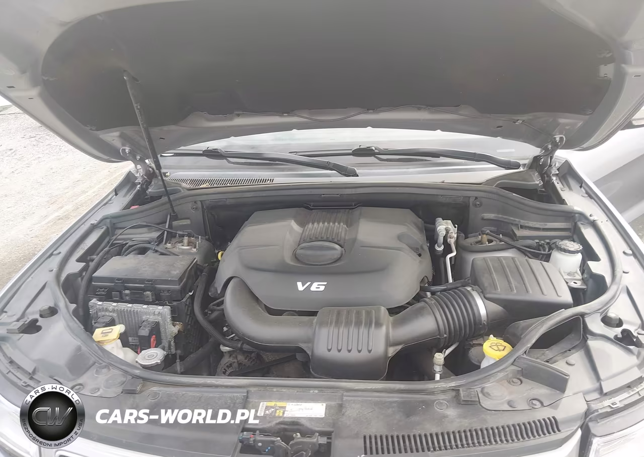 2015 Jeep Grand Cherokee Overland VIN:1C4RJFCG0FC238003 - 10