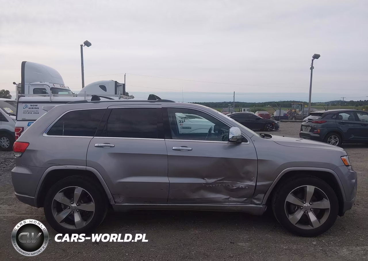 2015 Jeep Grand Cherokee Overland VIN:1C4RJFCG0FC238003 - 13