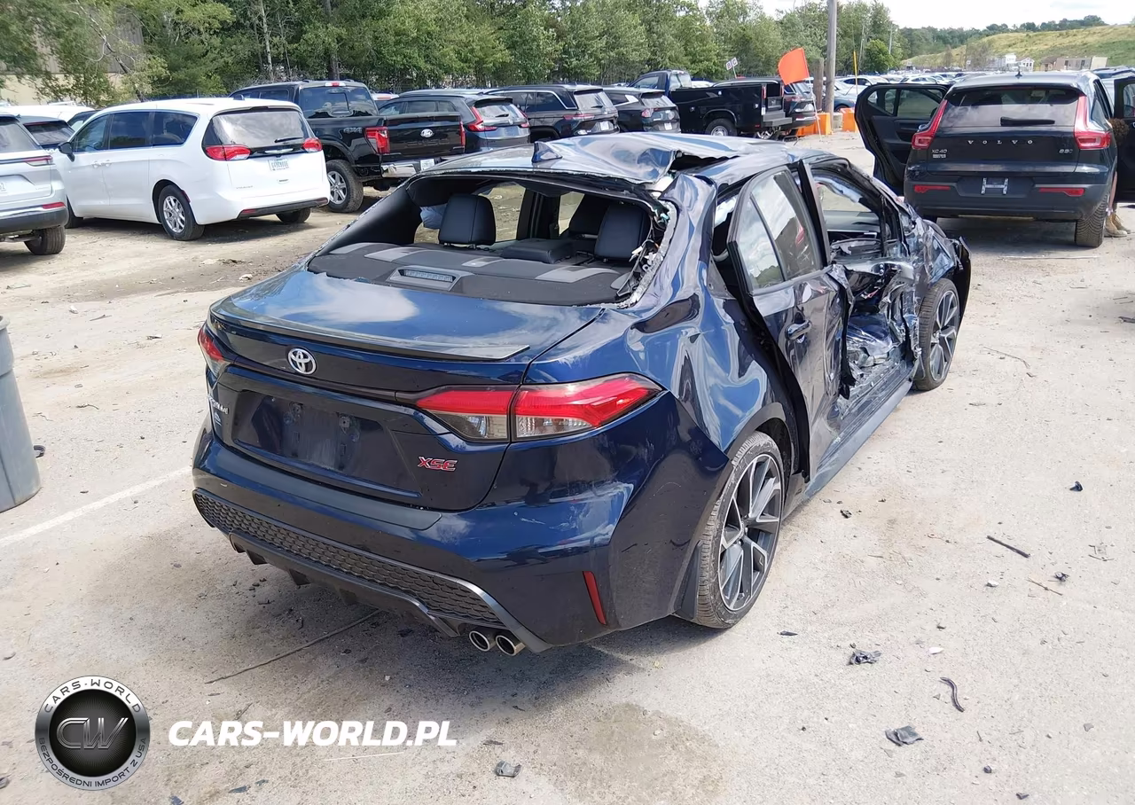 2020 Toyota Corolla Xse VIN:JTDT4RCEXLJ033731 - 4