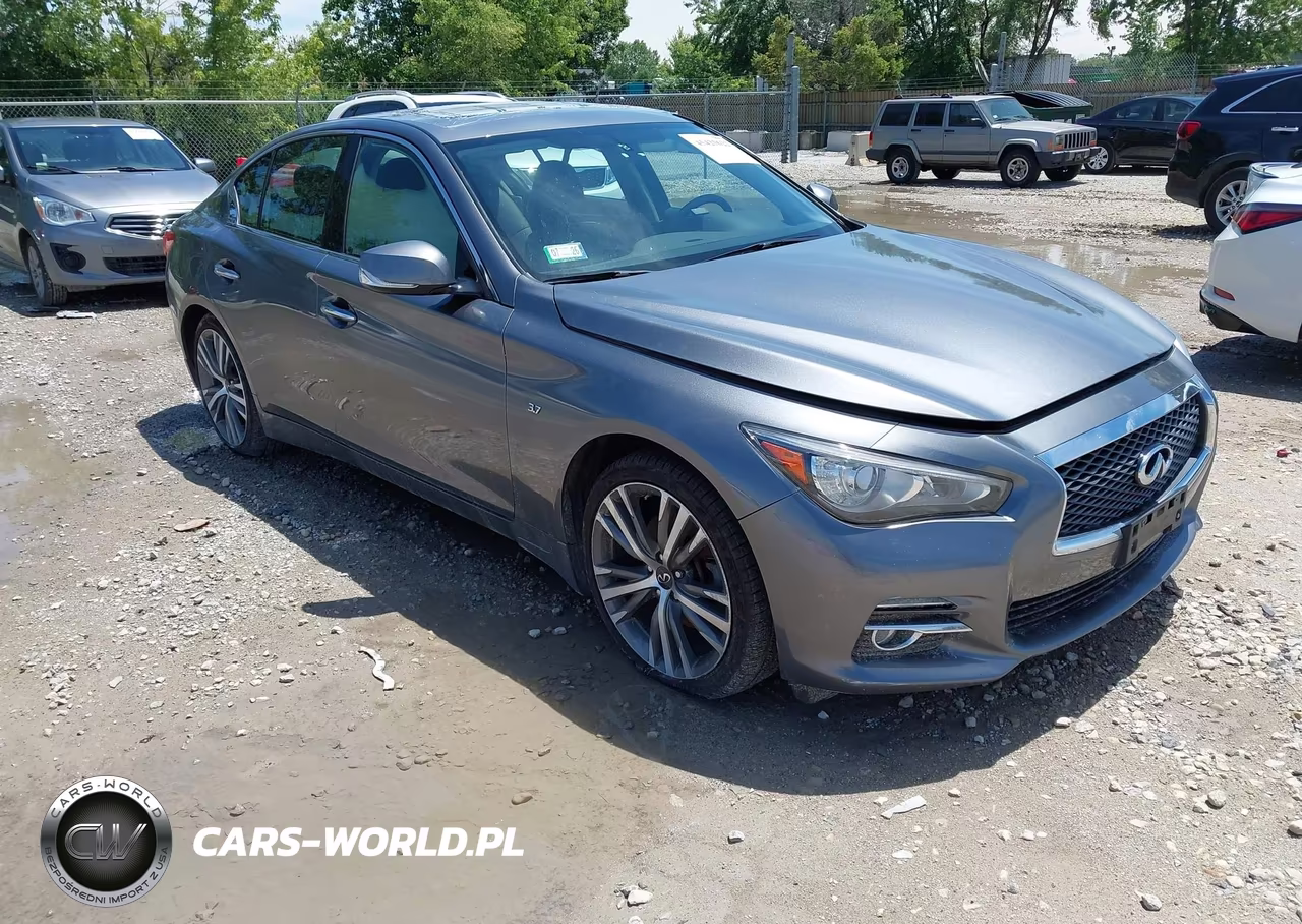 2015 Infiniti Q50 Premium – zdjęcie 1 z 11