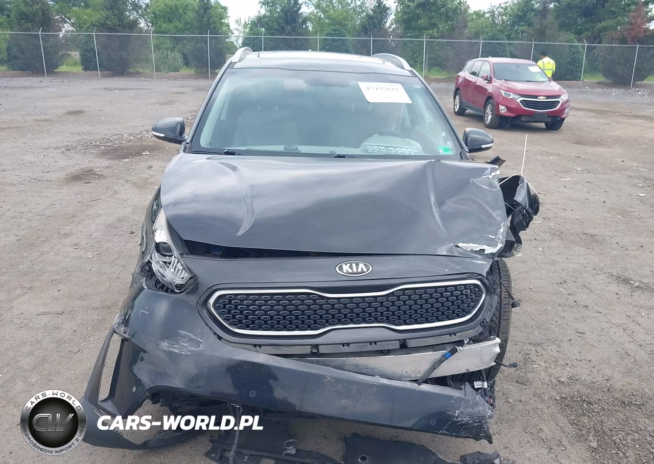 2017 Kia Niro Touring VIN:KNDCE3LCXH5059044 - 13