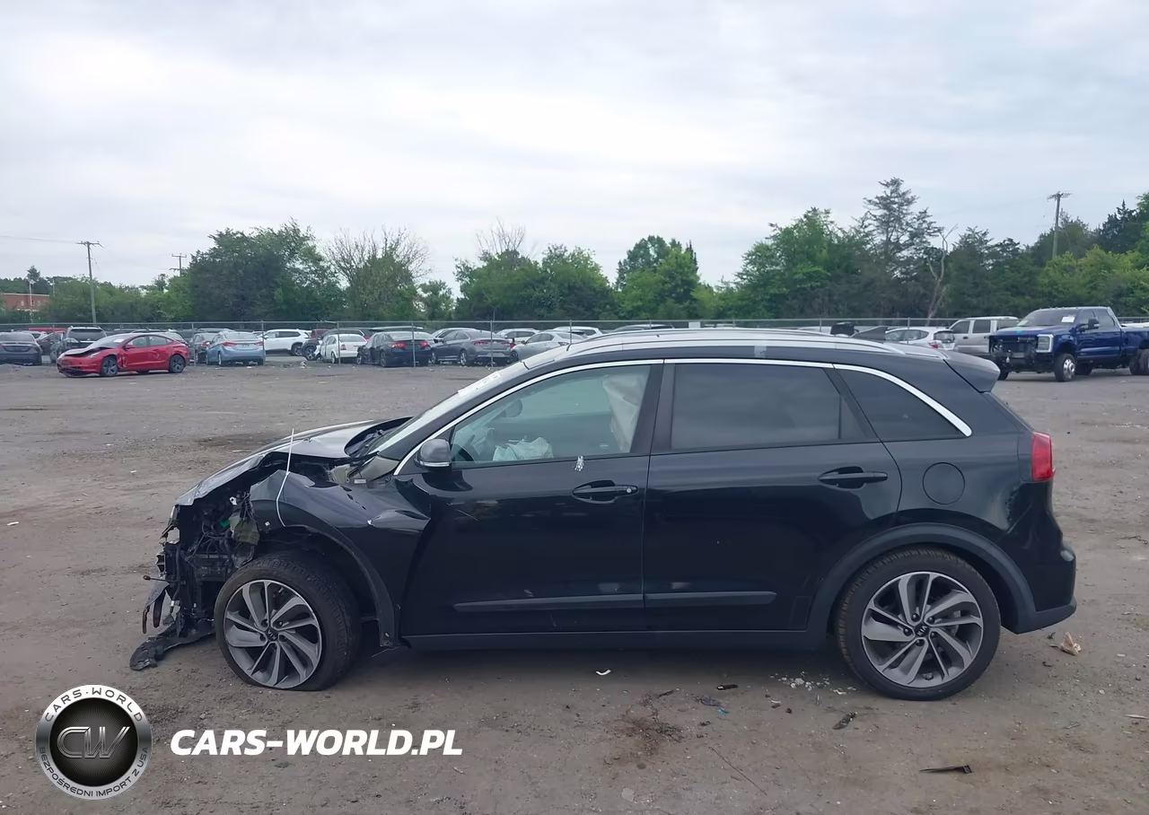 2017 Kia Niro Touring VIN:KNDCE3LCXH5059044 - 15