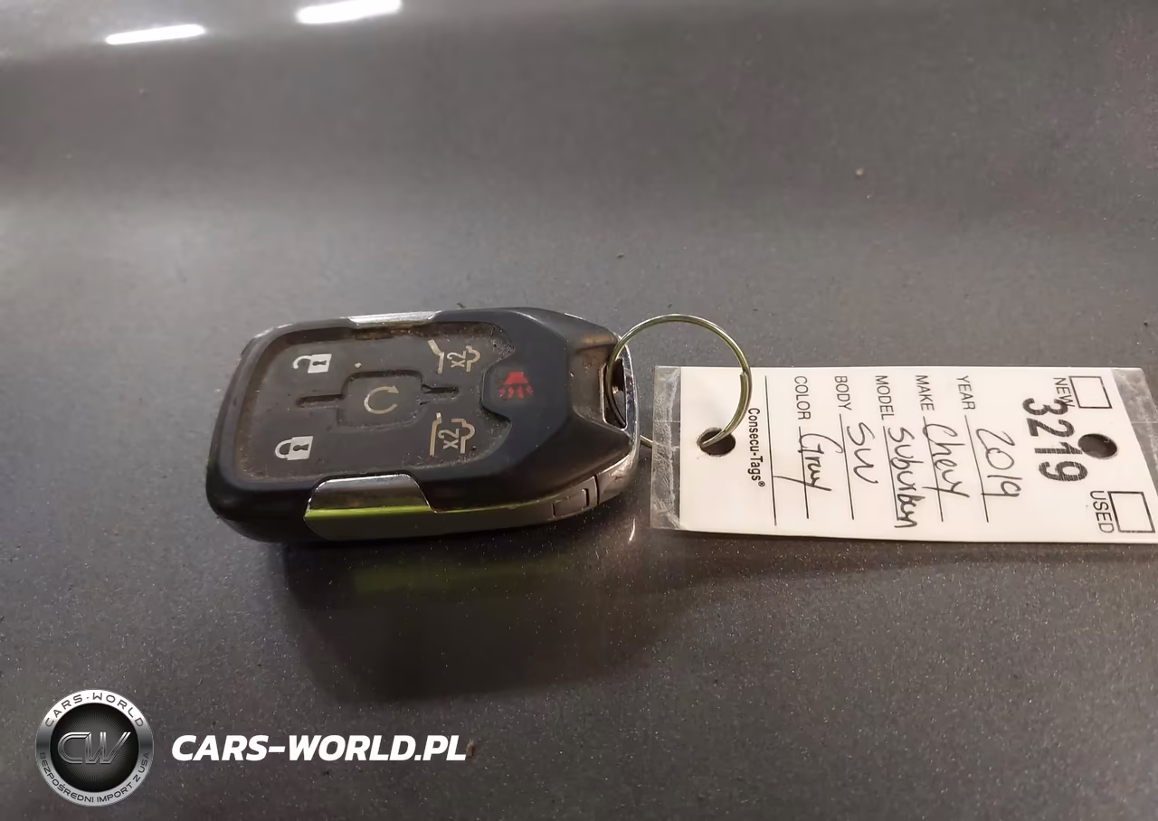 2019 Chevrolet Suburban Lt VIN:1GNSKHKC9KR184689 - 11