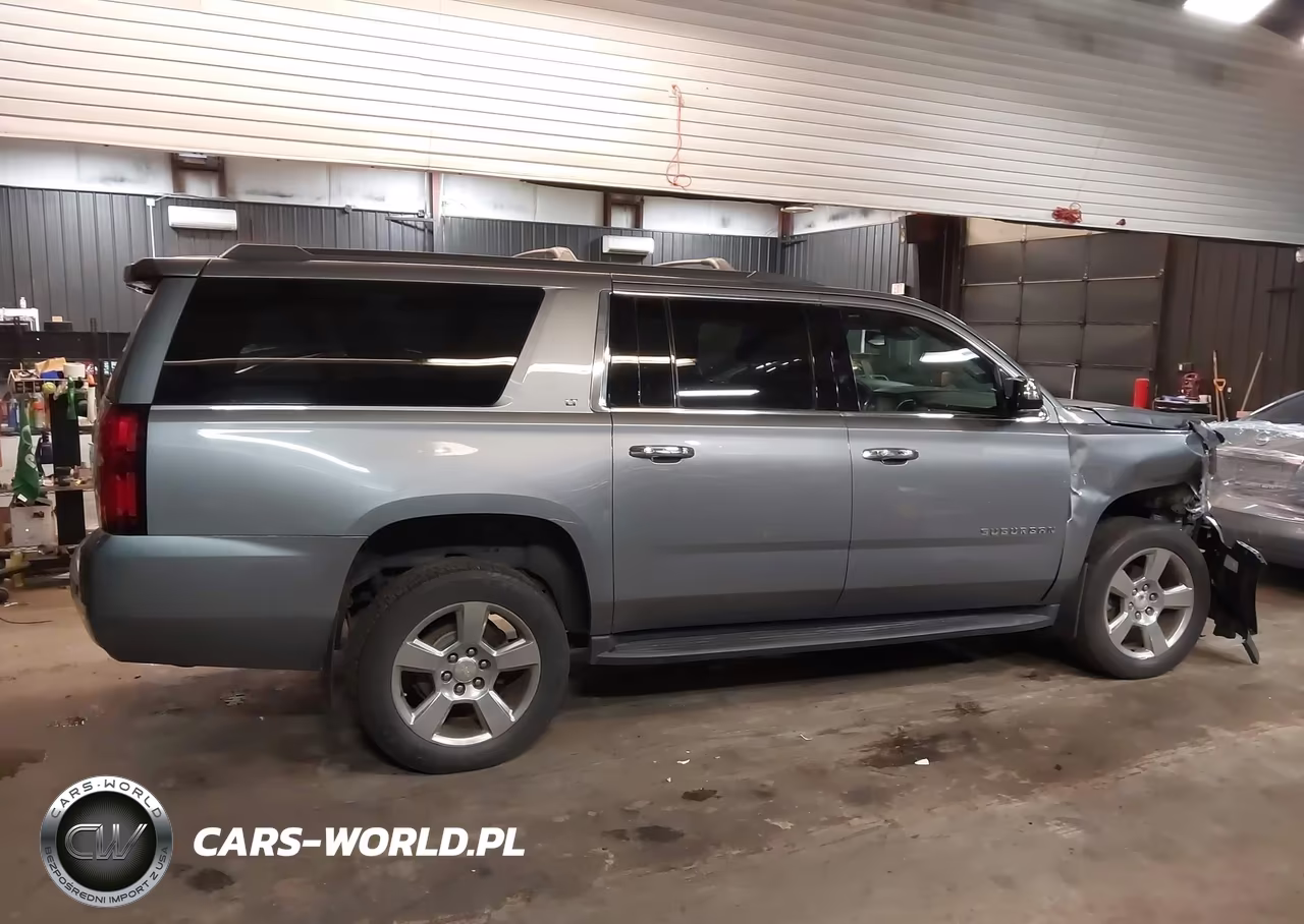 2019 Chevrolet Suburban Lt VIN:1GNSKHKC9KR184689 - 13