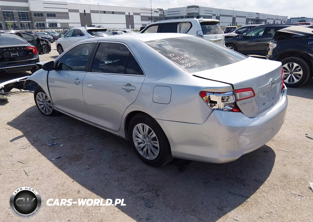 2013 Toyota Camry L VIN:4T1BF1FK0DU213014 - 3