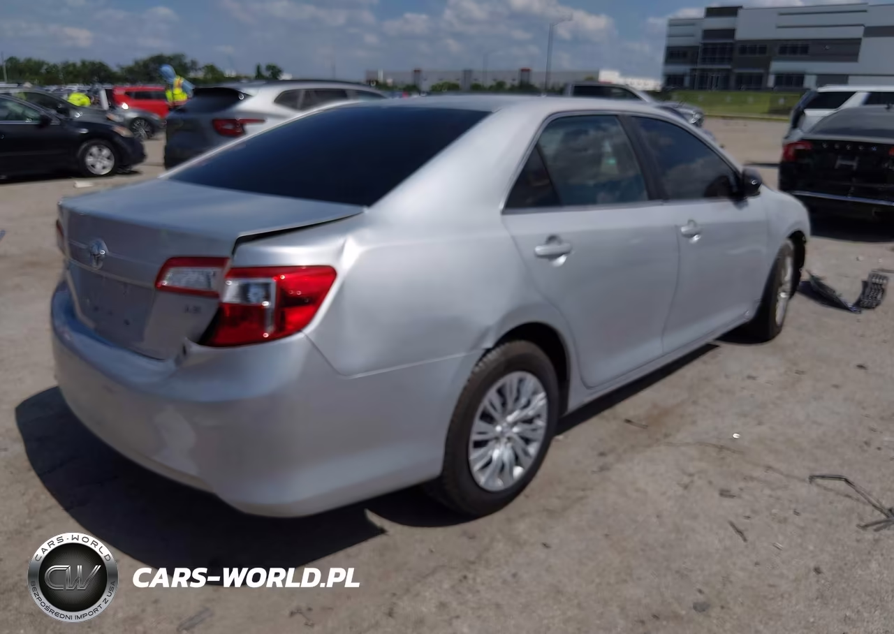 2013 Toyota Camry L VIN:4T1BF1FK0DU213014 - 4