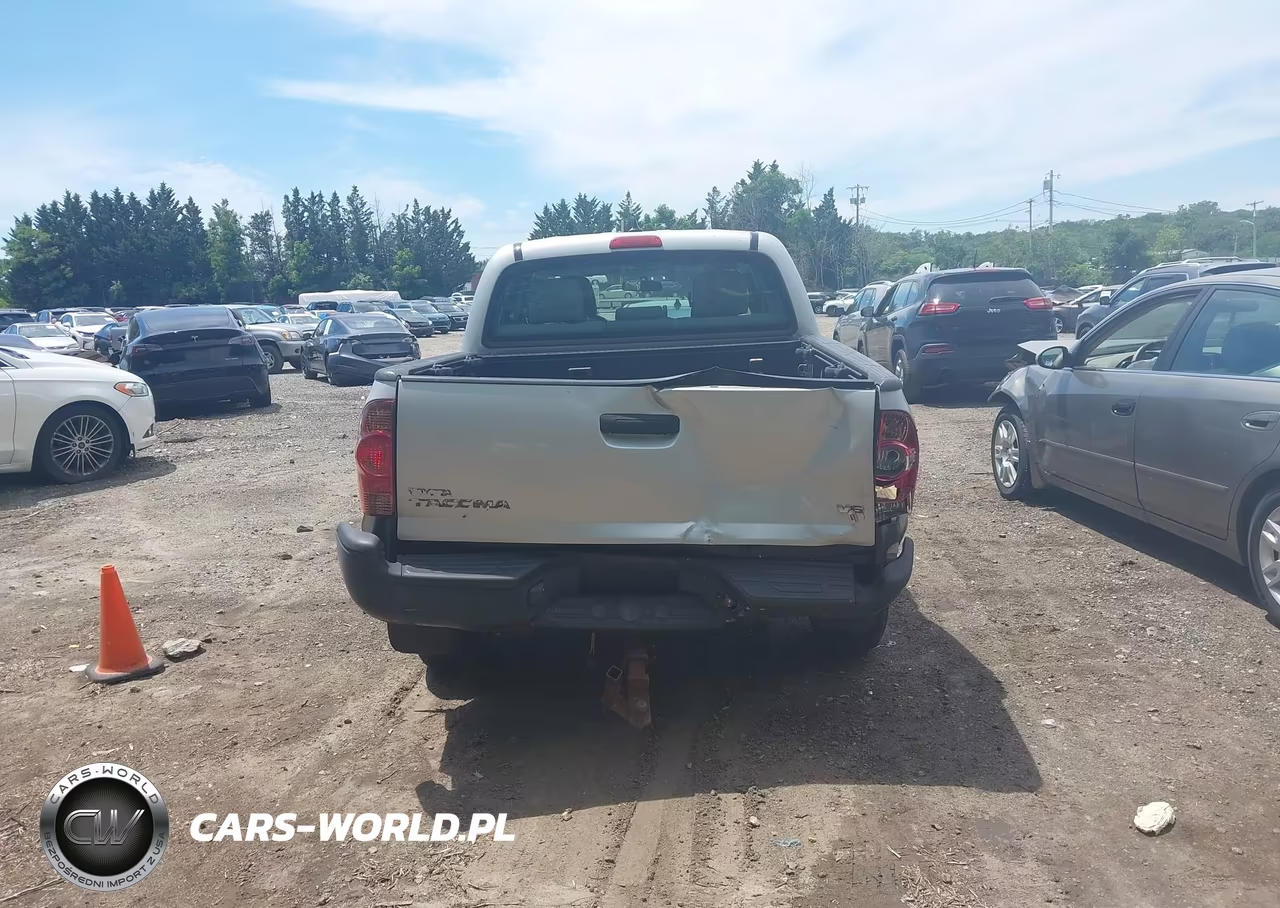 2012 Toyota Tacoma Base V6 VIN:3TMLU4EN8CM085507 - 16