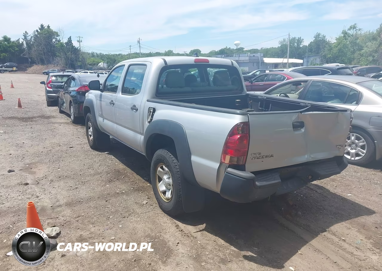 2012 Toyota Tacoma Base V6 VIN:3TMLU4EN8CM085507 - 3