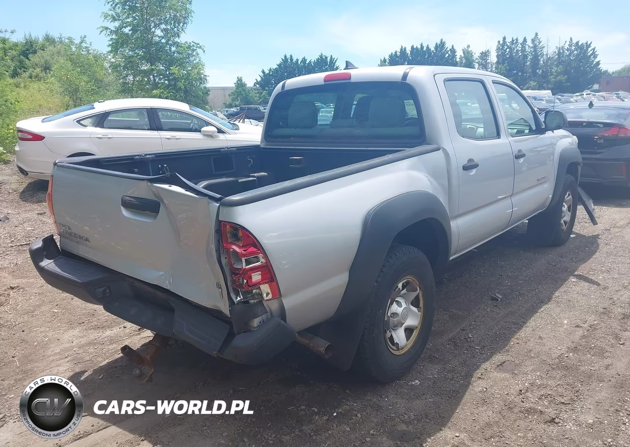 2012 Toyota Tacoma Base V6 VIN:3TMLU4EN8CM085507 - 4