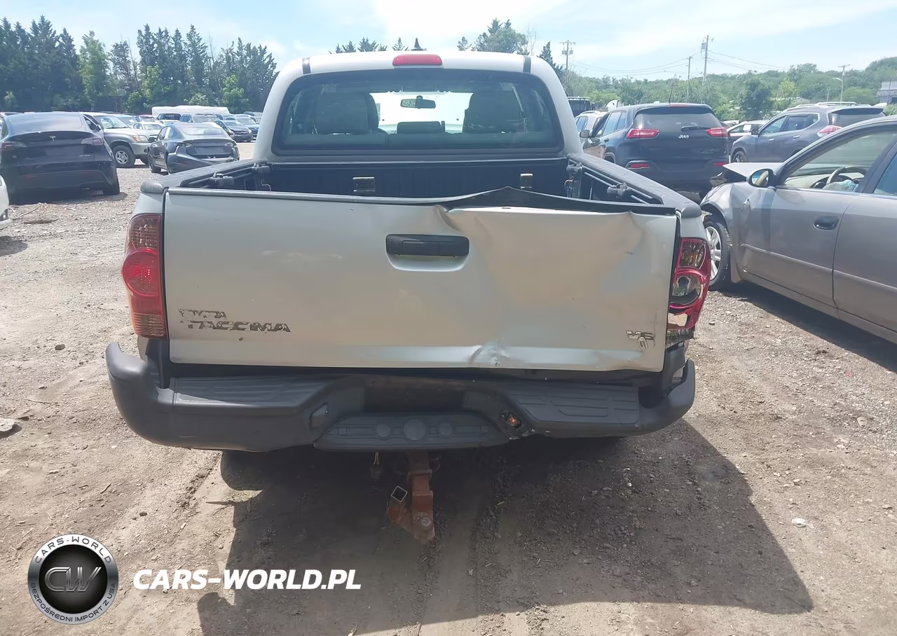 2012 Toyota Tacoma Base V6 VIN:3TMLU4EN8CM085507 - 6