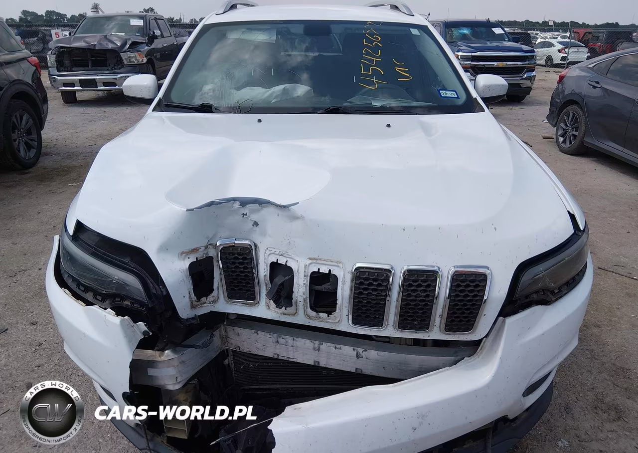2019 Jeep Cherokee Latitude Fwd VIN:1C4PJLCBXKD263182 - 6
