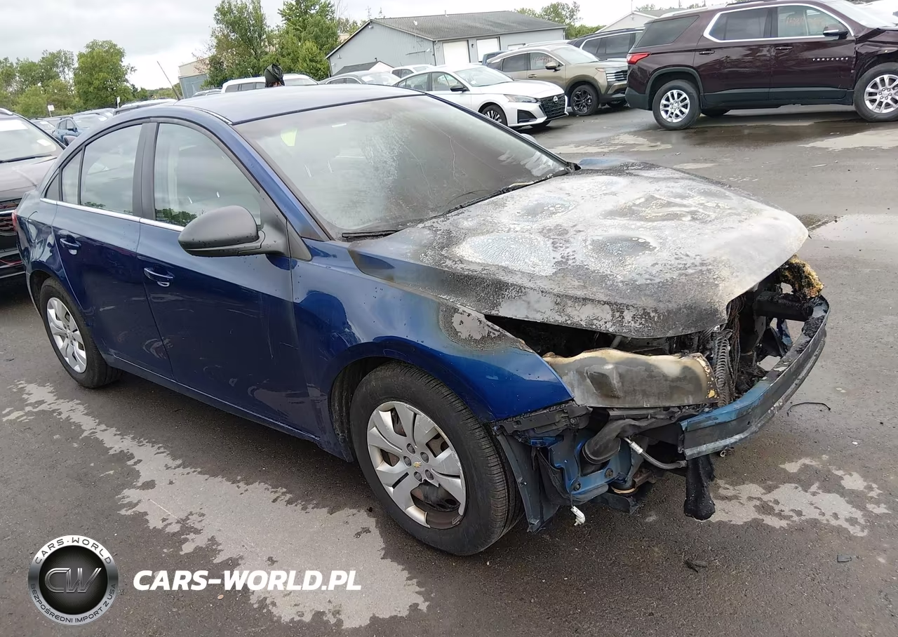 2012 Chevrolet Cruze Ls – zdjęcie 1 z 11