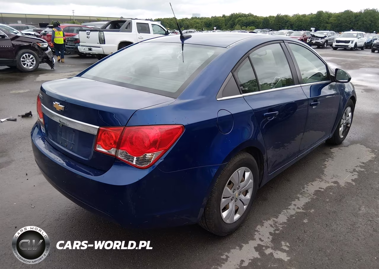 2012 Chevrolet Cruze Ls VIN:1G1PC5SH5C7306654 - 4