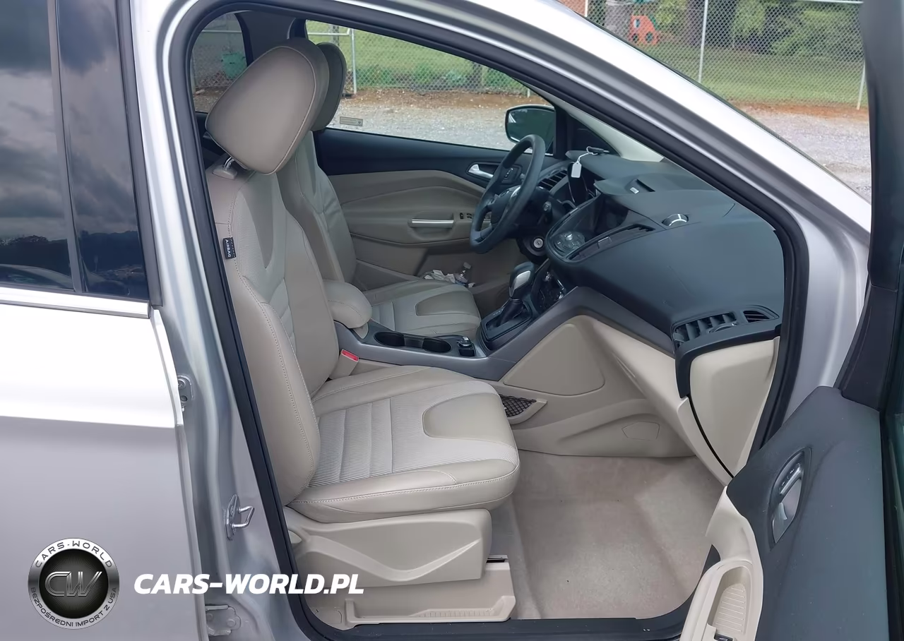 2016 Ford Escape Se VIN:1FMCU9G91GUA04938 - 5