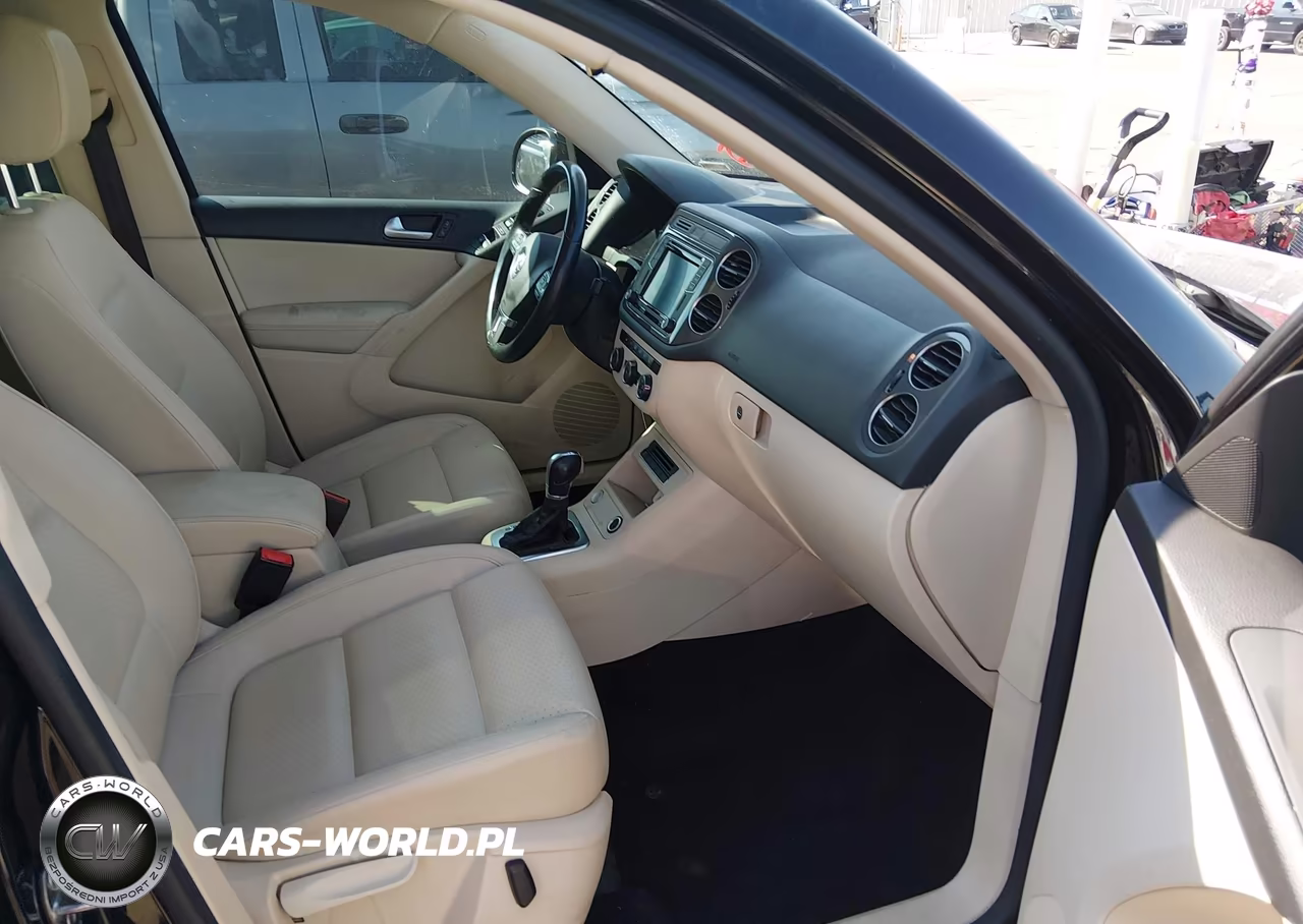 2016 Volkswagen Tiguan Se VIN:WVGAV7AX5GW528324 - 5