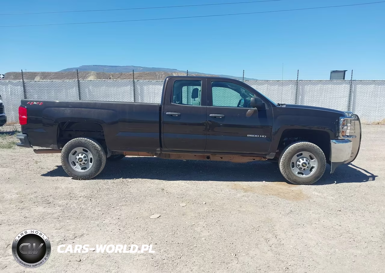 2018 Chevrolet Silverado 2500Hd Work Truck VIN:1GC2KUEG2JZ285619 - 14
