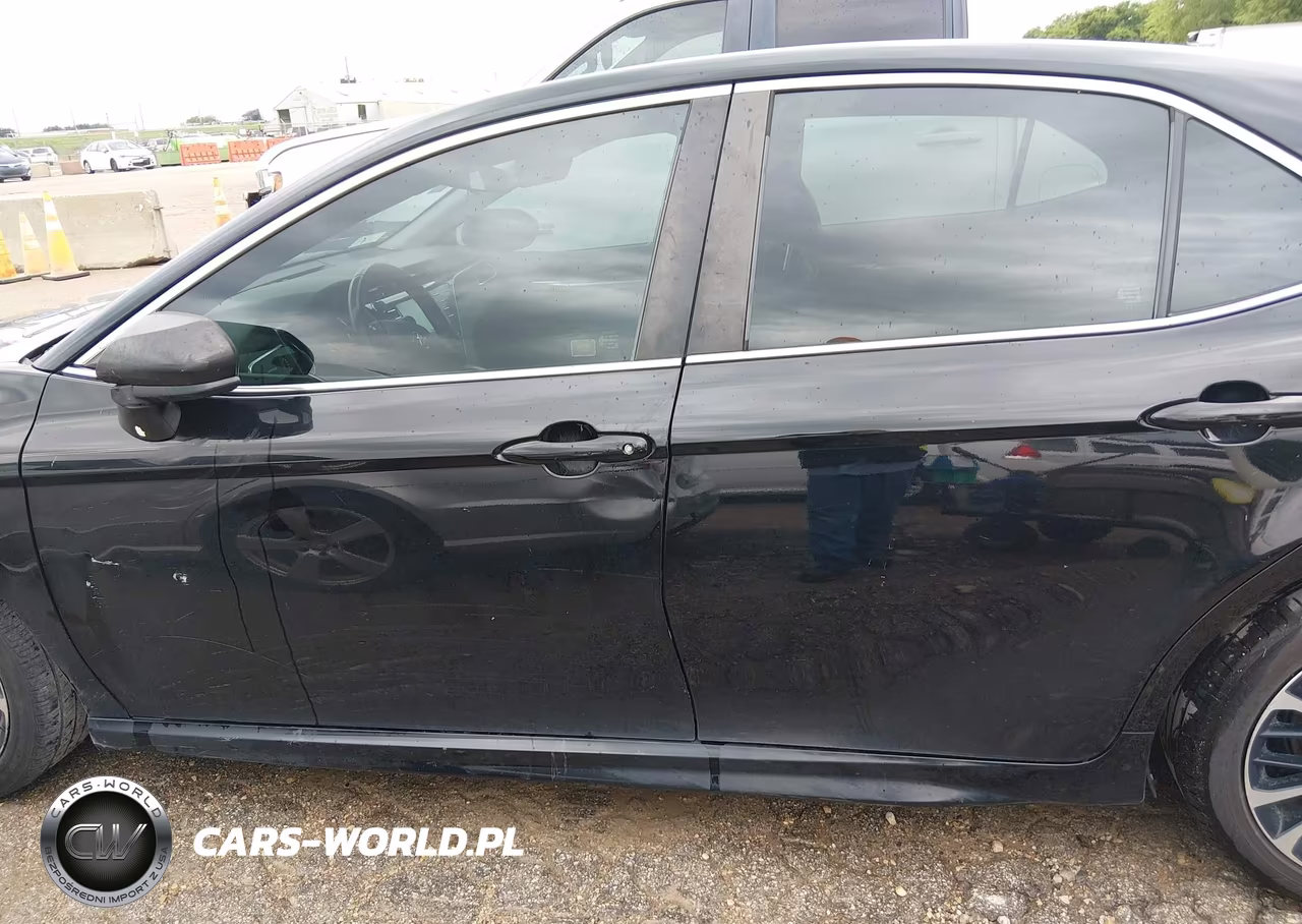 2018 Toyota Camry Se VIN:4T1B11HK5JU066812 - 14