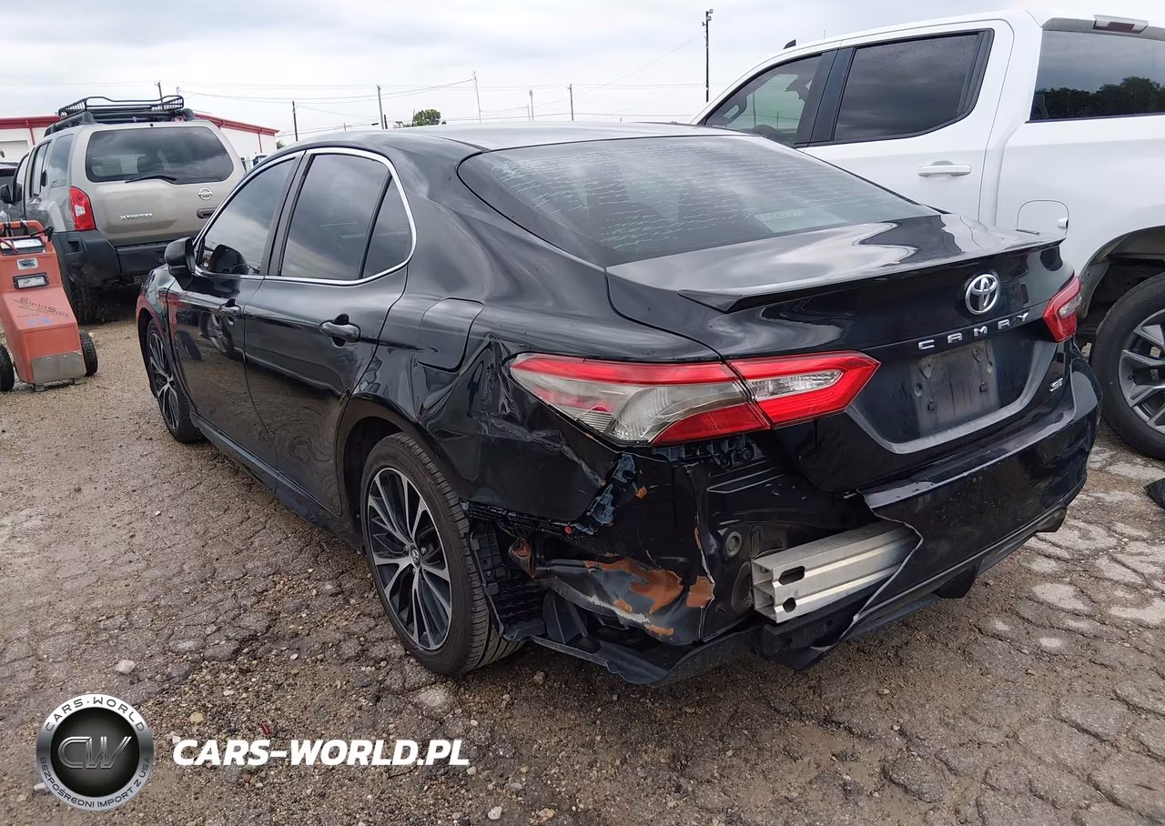 2018 Toyota Camry Se VIN:4T1B11HK5JU066812 - 6