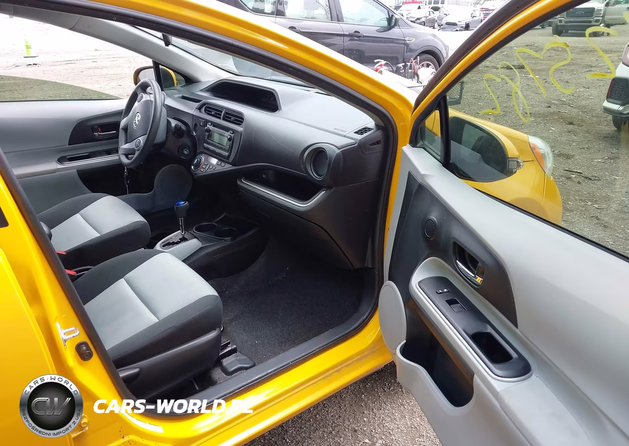 TOYOTA PRIUS C VIN:JTDKDTB34E1075887 - 5