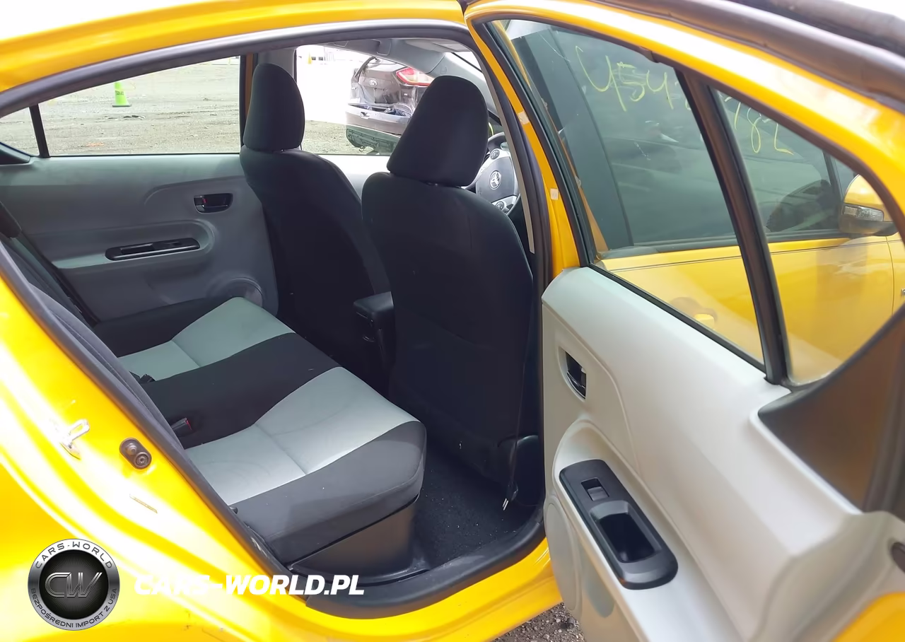 TOYOTA PRIUS C VIN:JTDKDTB34E1075887 - 8