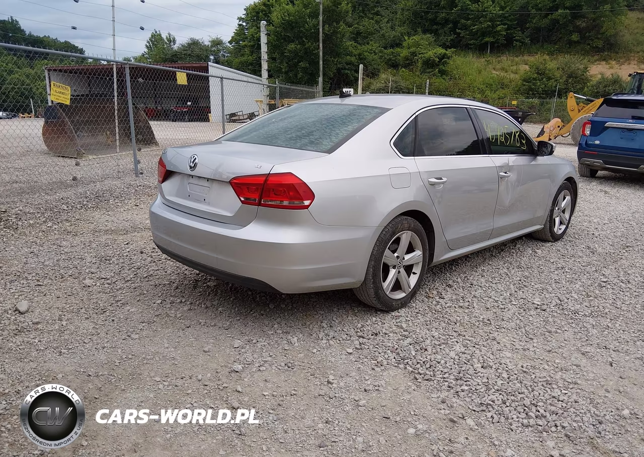 2013 Volkswagen Passat 2.5L Se VIN:1VWBH7A38DC143220 - 4