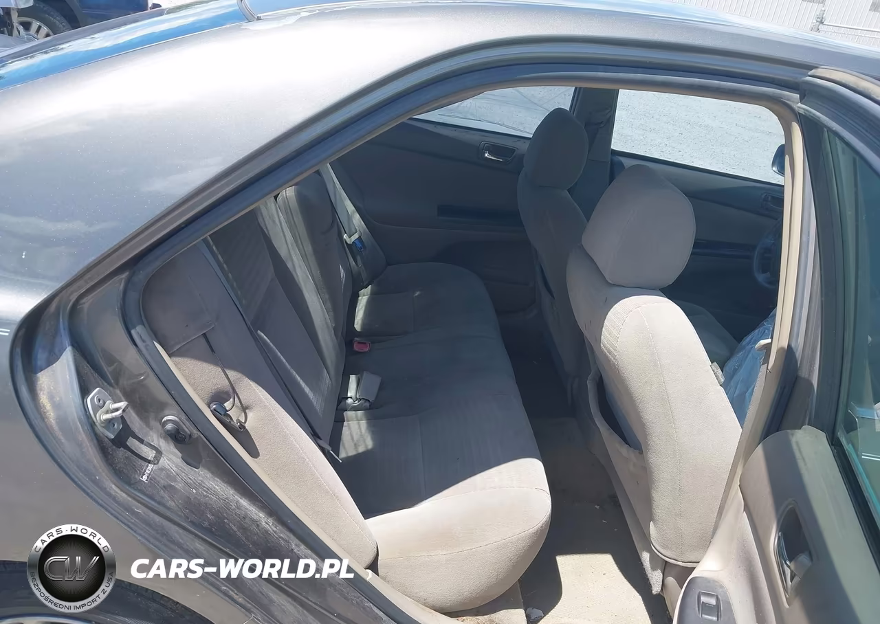 2005 Toyota Camry Le VIN:4T1BE30KX5U983956 - 8