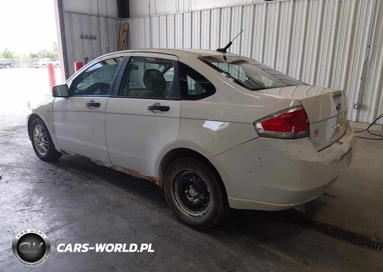 2010 Ford Focus S VIN:1FAHP3EN6AW149313 - 3