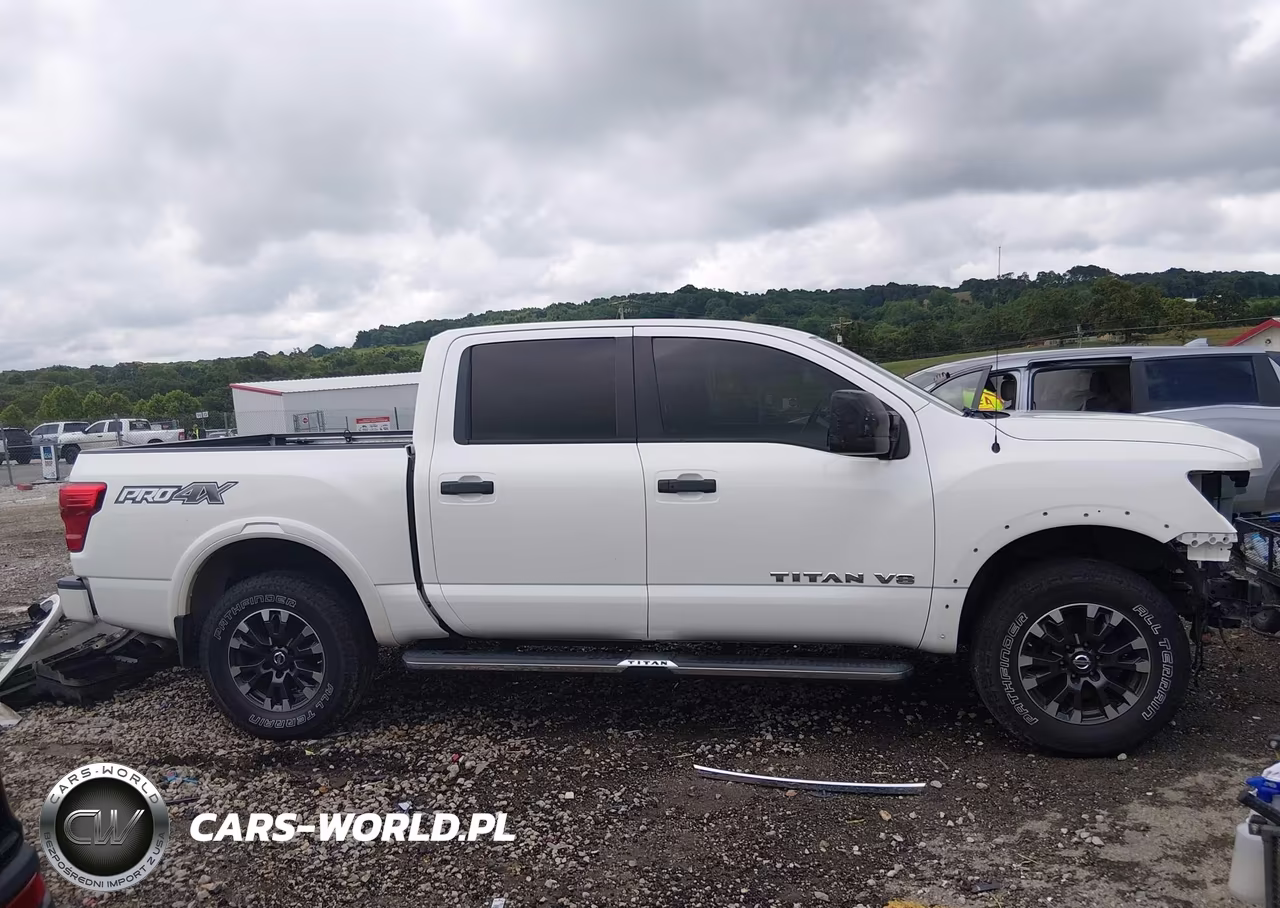 2018 Nissan Titan Pro-4X VIN:1N6AA1E54JN523308 - 14