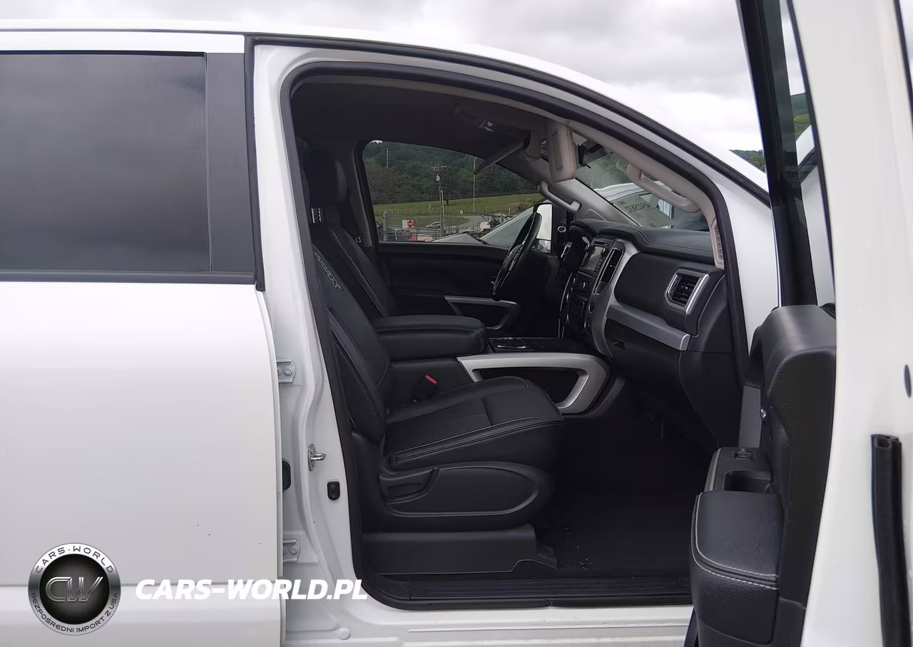 2018 Nissan Titan Pro-4X VIN:1N6AA1E54JN523308 - 5