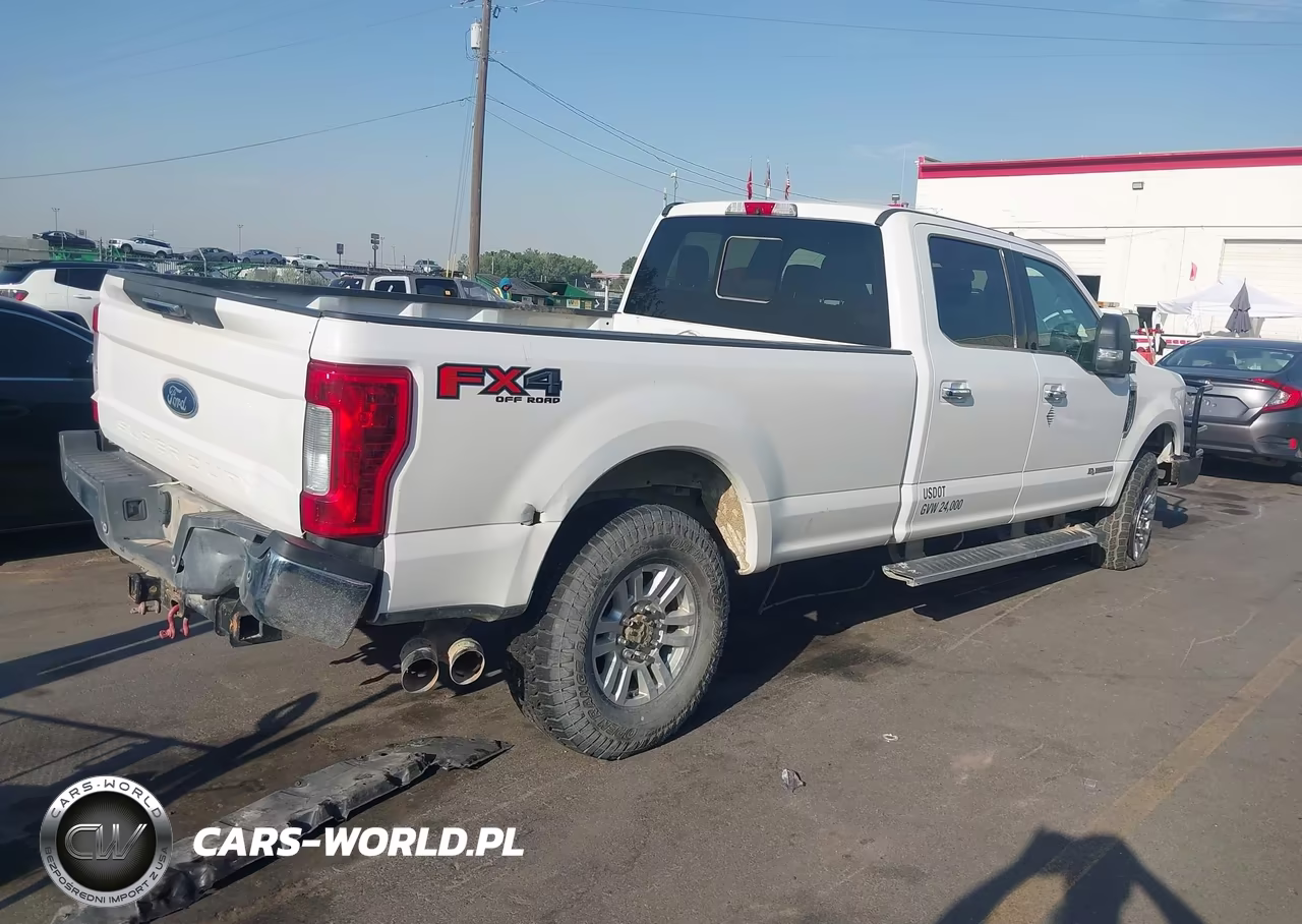 2019 Ford F-250 King Ranch-Lariat-Limited-Platinum-Xl-Xlt VIN:1FT7W2BT9KEC79289 - 4