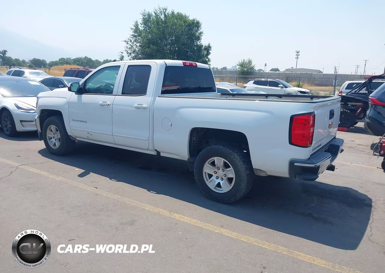 2018 Chevrolet Silverado 1500 Lt VIN:1GCVKREH6JZ198759 - 3