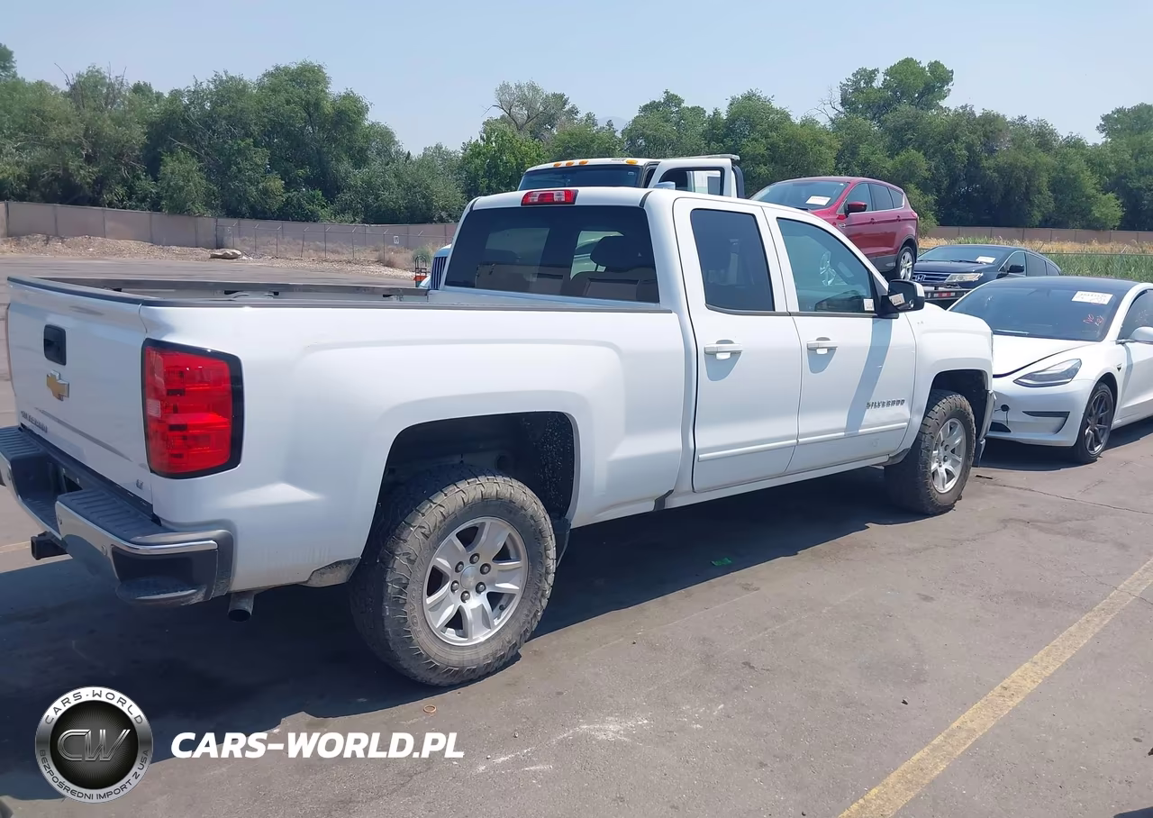 2018 Chevrolet Silverado 1500 Lt VIN:1GCVKREH6JZ198759 - 4