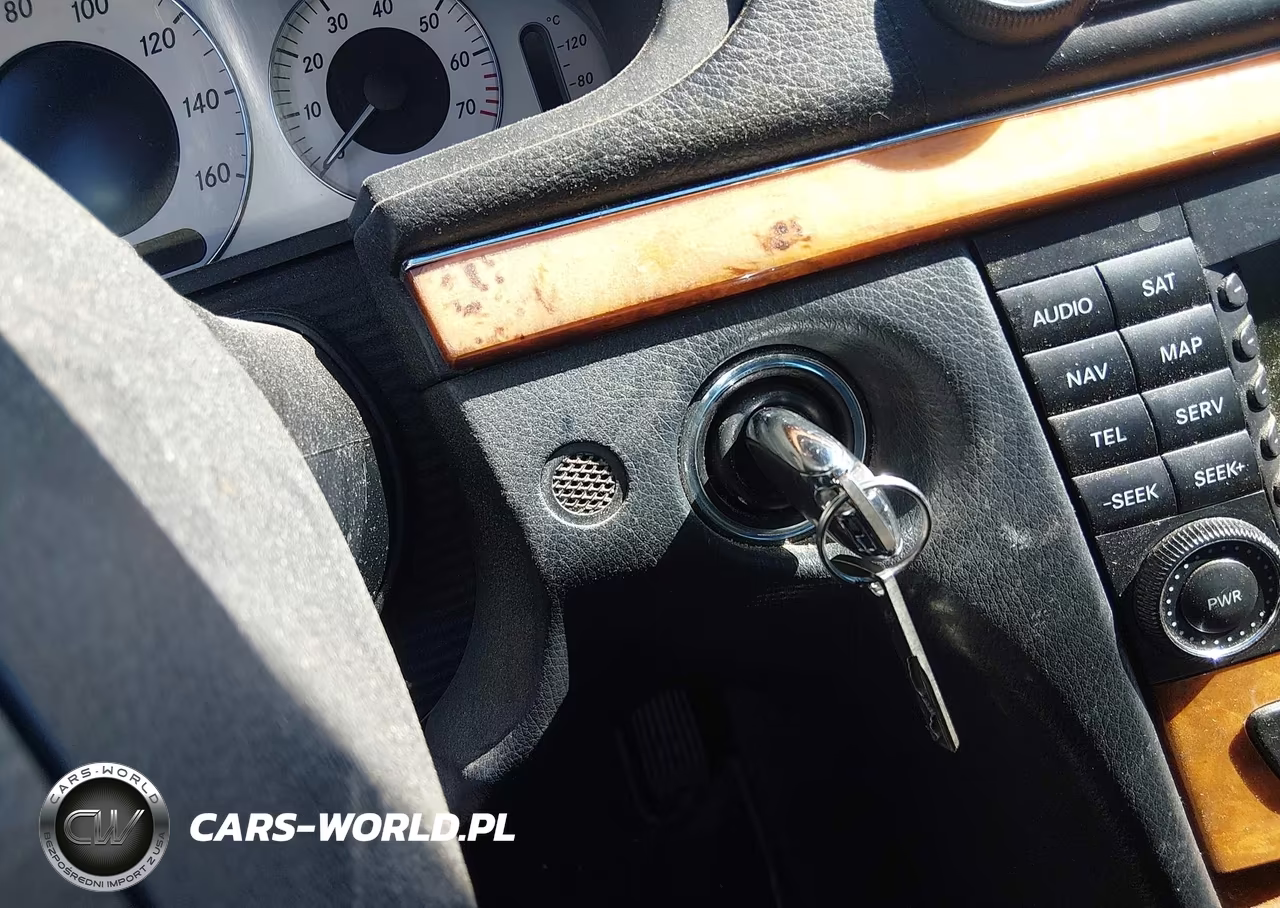 2008 Mercedes-Benz E 350 4Matic VIN:WDBUF87X18B246197 - 11