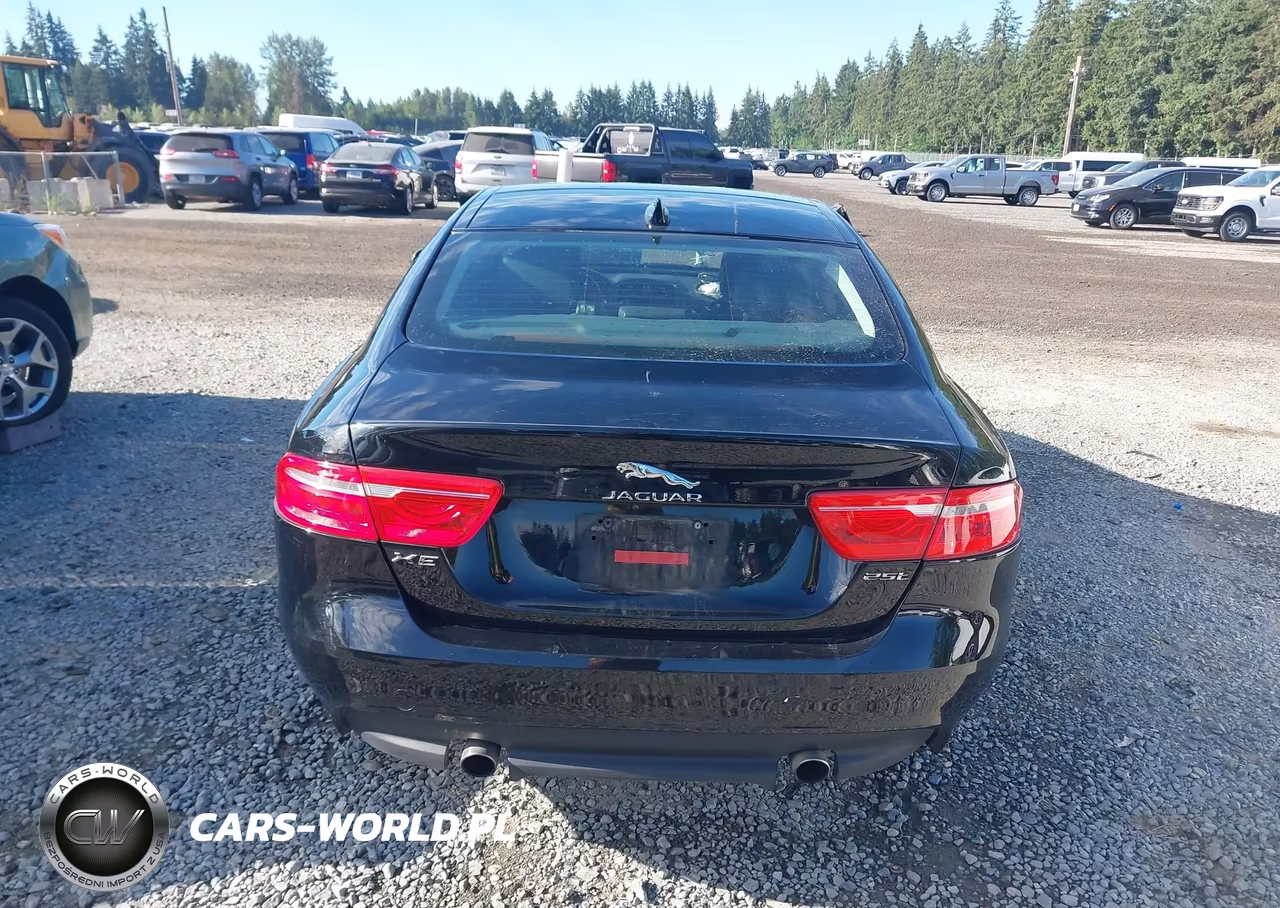 2017 Jaguar Xe 25T VIN:SAJAR4BG4HA969108 - 17