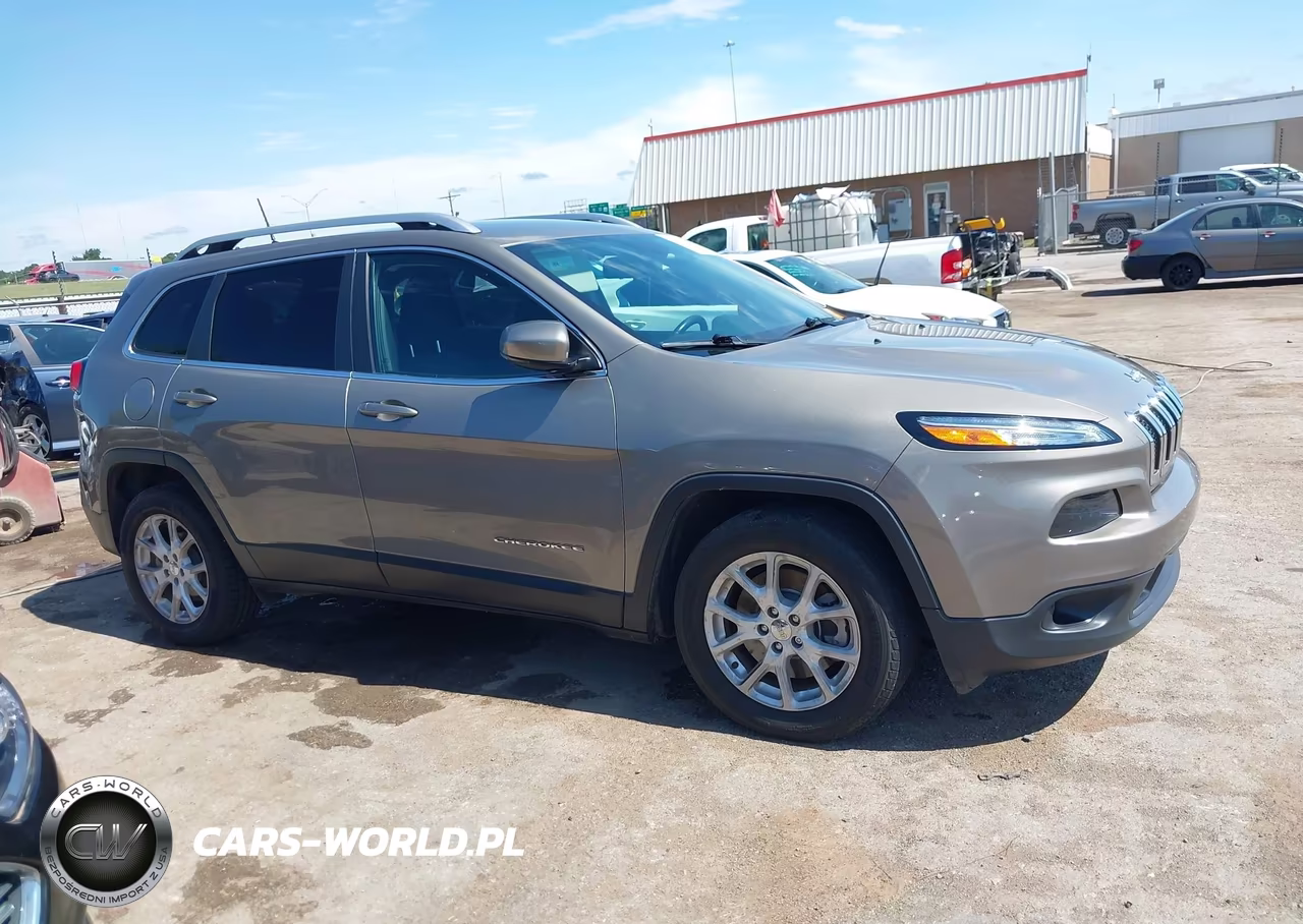 2017 Jeep Cherokee Latitude Fwd VIN:1C4PJLCB2HW623302 - 13